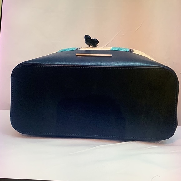 Anguilla Collection Marlowe Striped Drawstring Straw Bucket Shoulder - Picture 15 of 16